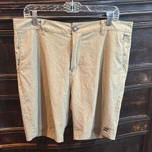 Billabong Submersible Shorts, Mens 36, Tan, Land Or Water